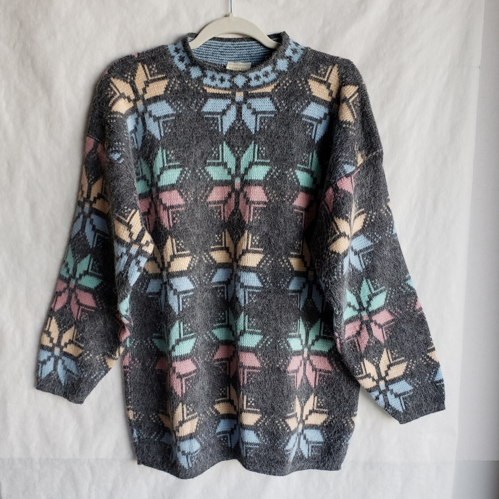 NEEDLES & YARN Vintage Snowflake Sweater Size L
